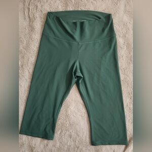Green High-Waisted Leggings